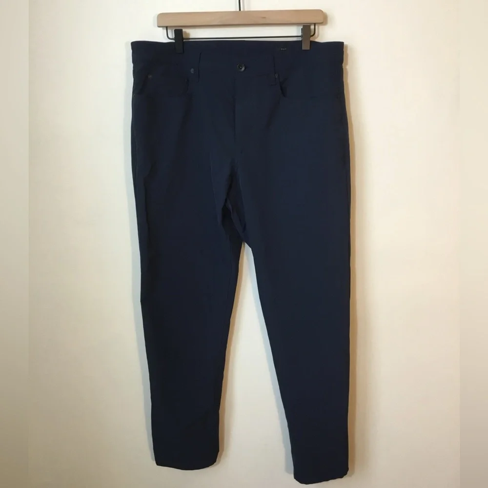 Rag & Bone Men's Navy Performance Pants